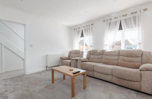 Delightful family home with parking, 8 minutes to beach - Foto 18