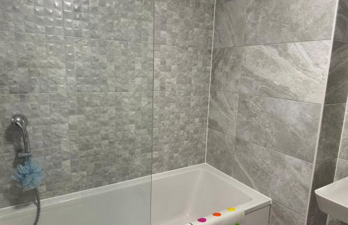 5 Bedroom Luxury Home, Aylesbury - London - Foto 17