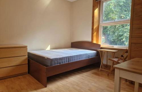 Bright studio apartment Highgate - Photo 1