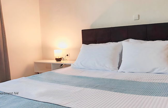 A & A Apartments 2 - Photo 4