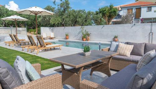 Villa Estia - Foto 5, Garden, sunbed