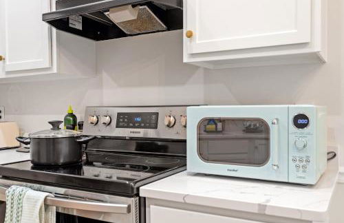 Raleigh Executive 2BR, Newly Furnished, Fenton & N Hills - Foto 2