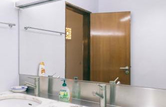 Great view to sea, villa with pool - Photo 23