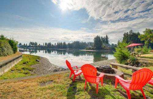 Waterfront Allyn Retreat with Guest House and Beach! - Photo 38