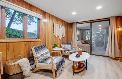 Intimate Cabin Private Dock - Photo 23