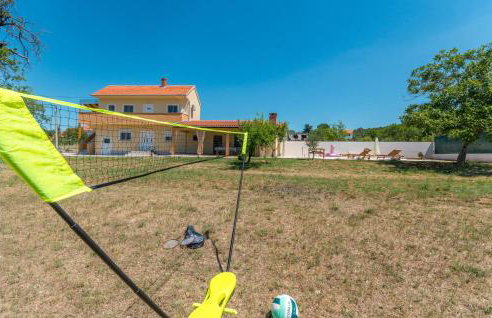 4 Bedroom Stunning Home In Polaca - Foto 9