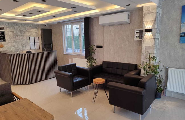 Cam Suites - Photo 20