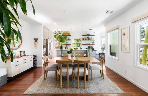 Sun-Drenched Spanish Manor Home in Mar Vista - Foto 2