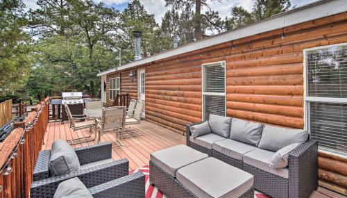 8 Mi to Big Bear Lake and Village Sugarloaf Cabin! - Foto 2