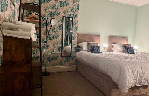 The Lily•Central Beeston•Private Apartment•SmartTV•Free Wi-Fi•Tram• - Photo 15