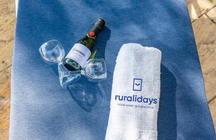 Casa de Piedra La Laguna de Tiscar Puente Genil by Ruralidays - Foto 4