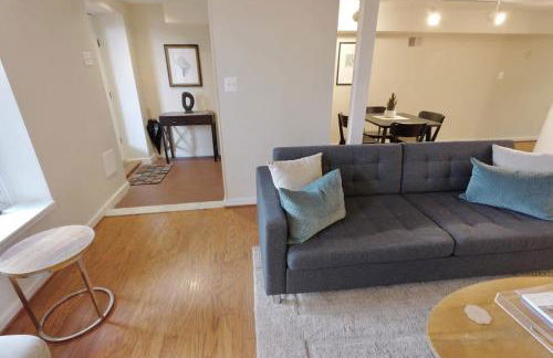 DC Dweller Eastern Market Gem - Foto 8