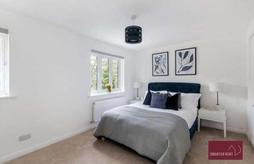 Guildford - 3 Bedroom Home - Driveway & Garden - Photo 10