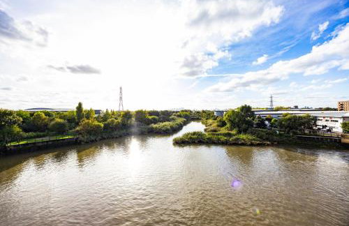 Stunning 2 Bed Flat With City Views - Foto 23