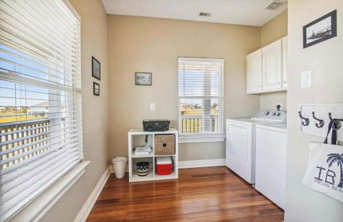 Cottage By The Sea by Ryson Vacation Rentals - Photo 60