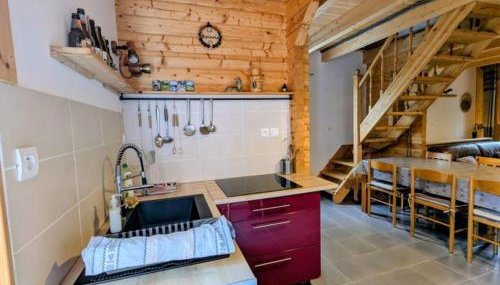 Chalet bois au calme, en lisière de forêt, balcons, sentiers balades Gérardmer & Alsace "Chalet Mon beau sapin" - Foto 5, stove