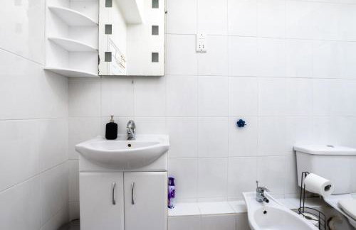 Huge 4 BR, 30s to Tube, 3 Bath & Gym Gear - Foto 3