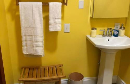 Small Town Hideaway - Photo 34