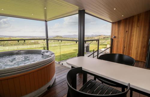 Enia Lodge 2 - Photo 2