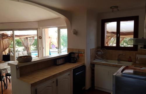 LA MARINE Piscine chauffée villa avec piscine 5 mn à pied de la mer - Foto 15