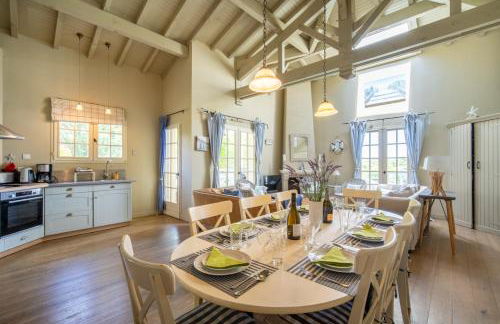 Unique Pool Villa 500m from the beach, Hamptons Style with beautiful Garden - Foto 8