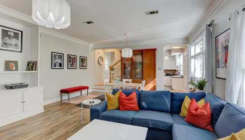 Hip and Spacious Midtown Cottage near Beale Street - Foto 1