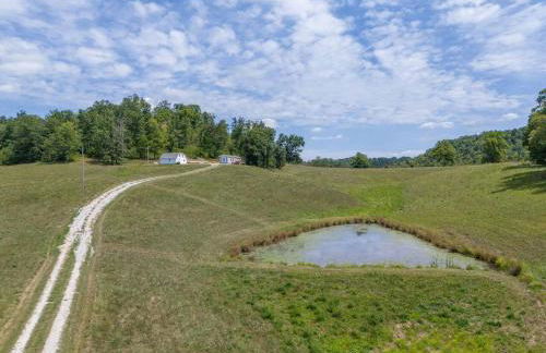 WiFi Firepit Fishing Pond - FarmView - Foto 3