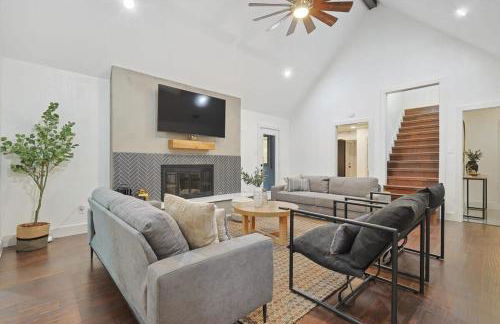 Best of Carrollton - Luxury Pool Hot tub Games - Foto 7