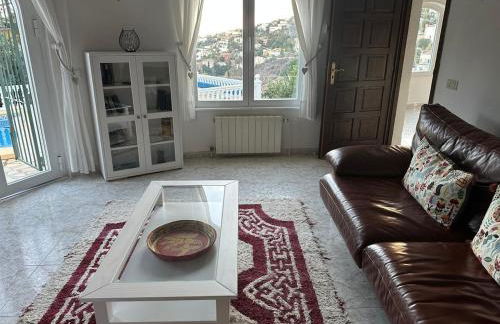 "Traumhaftes Ferienhaus mit Pool und Meerblick - Cumbre del Sol erleben!" - Foto 26