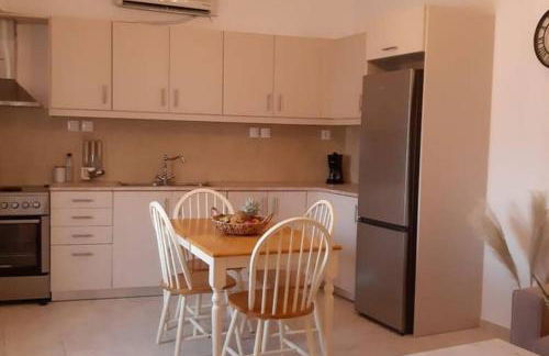 Sonia`s luxury apartment with jacuzzi - Photo 5