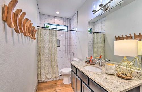 Graford Cabin with Rooftop Deck and Lake Views! - Foto 18