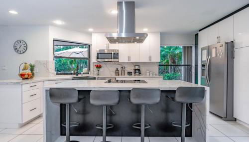 Fox Island Heated Spa- Downtown & Beach home - Foto 2