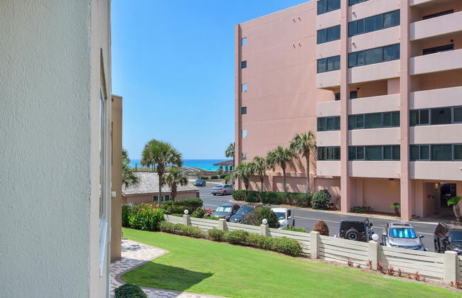 The Islander 211 - Foto 48