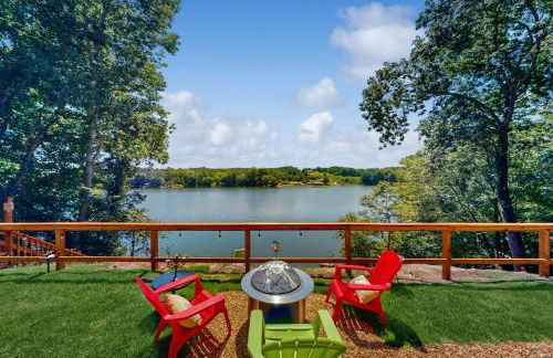 Hot Tub and Fire Pit Lakeside Getaway, Dogs Welcome - Foto 2