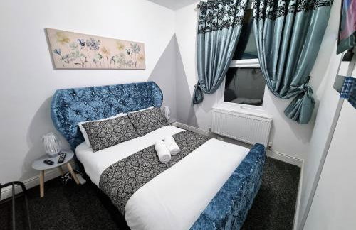 *12PR* Setup for your most relaxed & amazing stay + Free Parking + Free Fast WiFi * - Foto 46