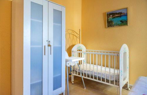 Spacious apartment in Marbella - Photo 25