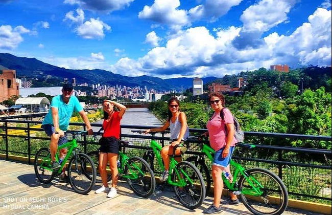 Tour en bicicleta por Medellín - Foto 10