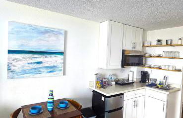 Ocean View Studio Condo w Balcony Pool and Free Parking - Foto 13