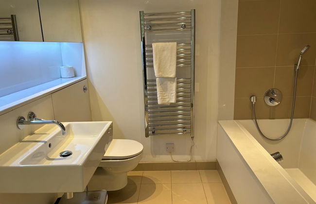 Stunning Park View Quartermile Apartment Close Proximity to Castle & University - Foto 18