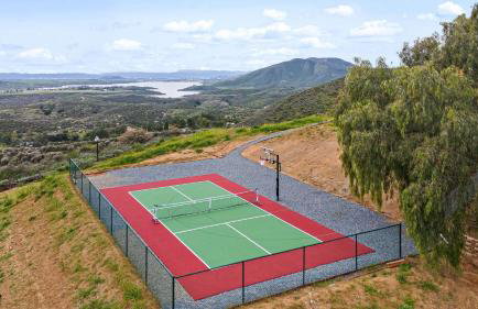 20 Acre Panoramic View Estate Hot Tub Pickleball Game Room - Foto 44