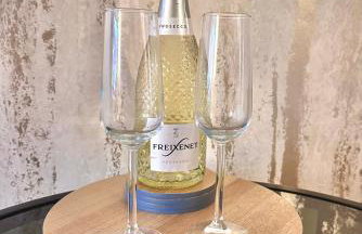 High Rise Apartment - Photo 8