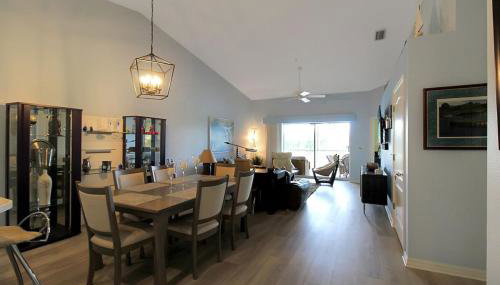Well-appointed lakefront condo - Heritage Oaks County Club - Foto 3