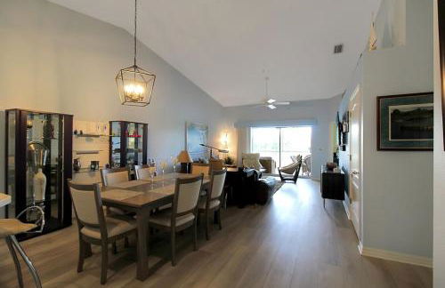 Well-appointed lakefront condo - Heritage Oaks County Club - Foto 3
