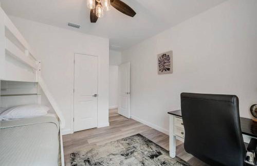 Family Villa King Bed, 3 bedrooms 2baths, 7 guests, Close to Beaches, Golfing, Fishing - Foto 26