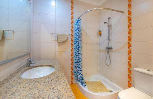 Villa Ruana - 5 bedrooms on Suite- Free out door Hot Jacuzzi - By Bedzy - Foto 37