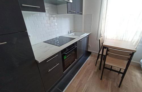 Studio cosy - Hypercentre - 20 min to Paris - Foto 5