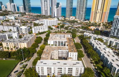 Walk to the Beach at Sunny Isles - Foto 44