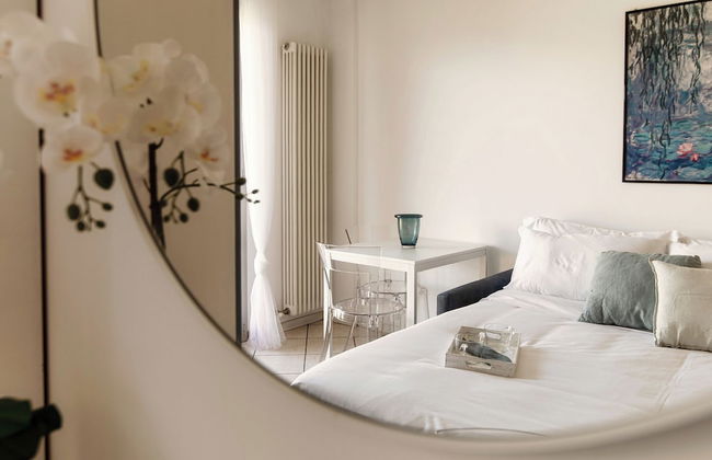 Tiny Blue - Photo 10