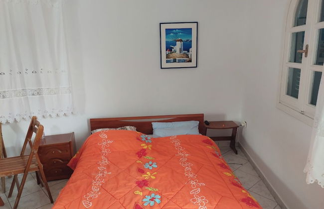 Akrotiri Cosy Studio with Patio and View - Foto 1