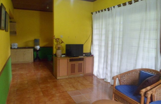 Villa Kota Bunga Seruni - Photo 29